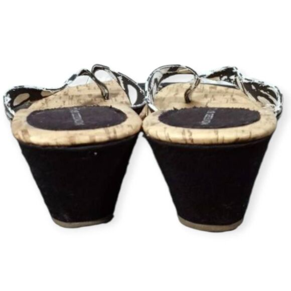 MONTEGO BAY CLUB BLACK & WHITE WEDGE FLIP FLOPS SZ.7.5 EUC. - Picture 6 of 9